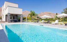 Luxury Villa Spa